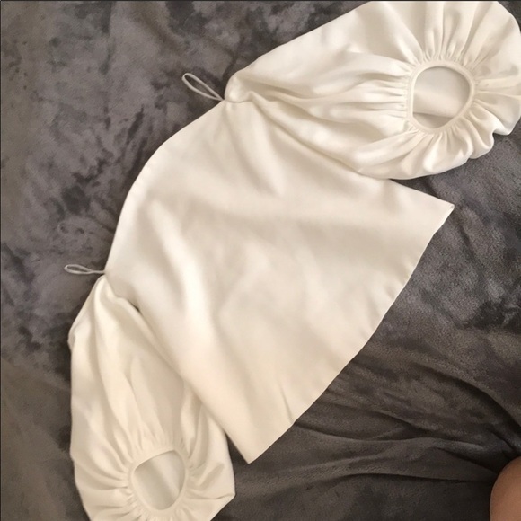 Princess Polly Tops - Top off the shoulder. New